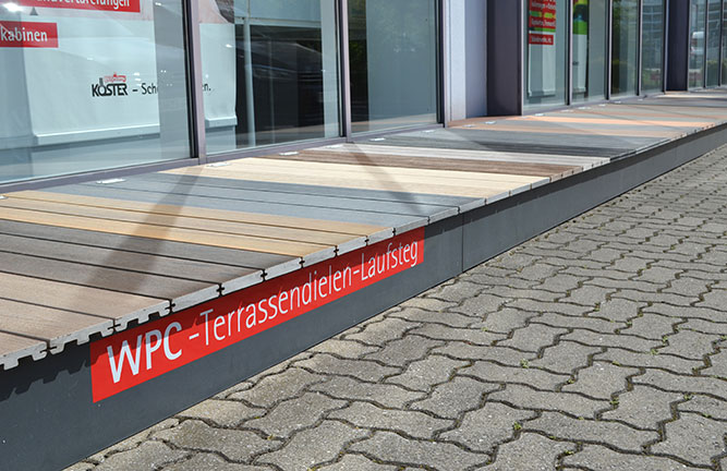 begehbarer WPC-Terrassen-Laufsteg bei Holzland Köster