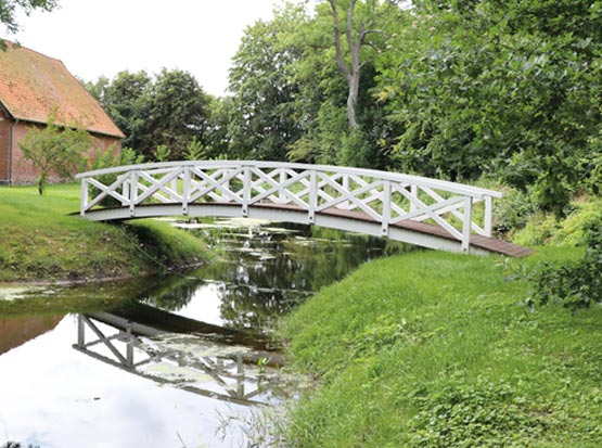Bogen-Teichbrücke, HolzLand Köster in Emmerke