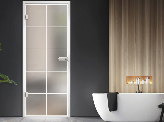 Glastür linesPlus im Badezimmer, satiniertes Glas, 8 Fenster und Sprossen im digitaldruck in weiß, von Licht & Harmonie bei HolzLand Köster in Emmerke bei Hildesheim, Hannover, Alfeld, Peine