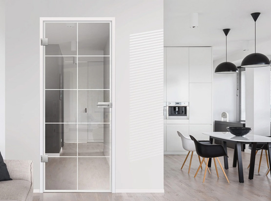 Glastür linesPlus zwischen Flur und Wohnbereich, Klar-Glas, 8 Fenster und Sprossen im digitaldruck in weiß, von Licht & Harmonie bei HolzLand Köster in Emmerke bei Hildesheim, Hannover, Alfeld, Peine